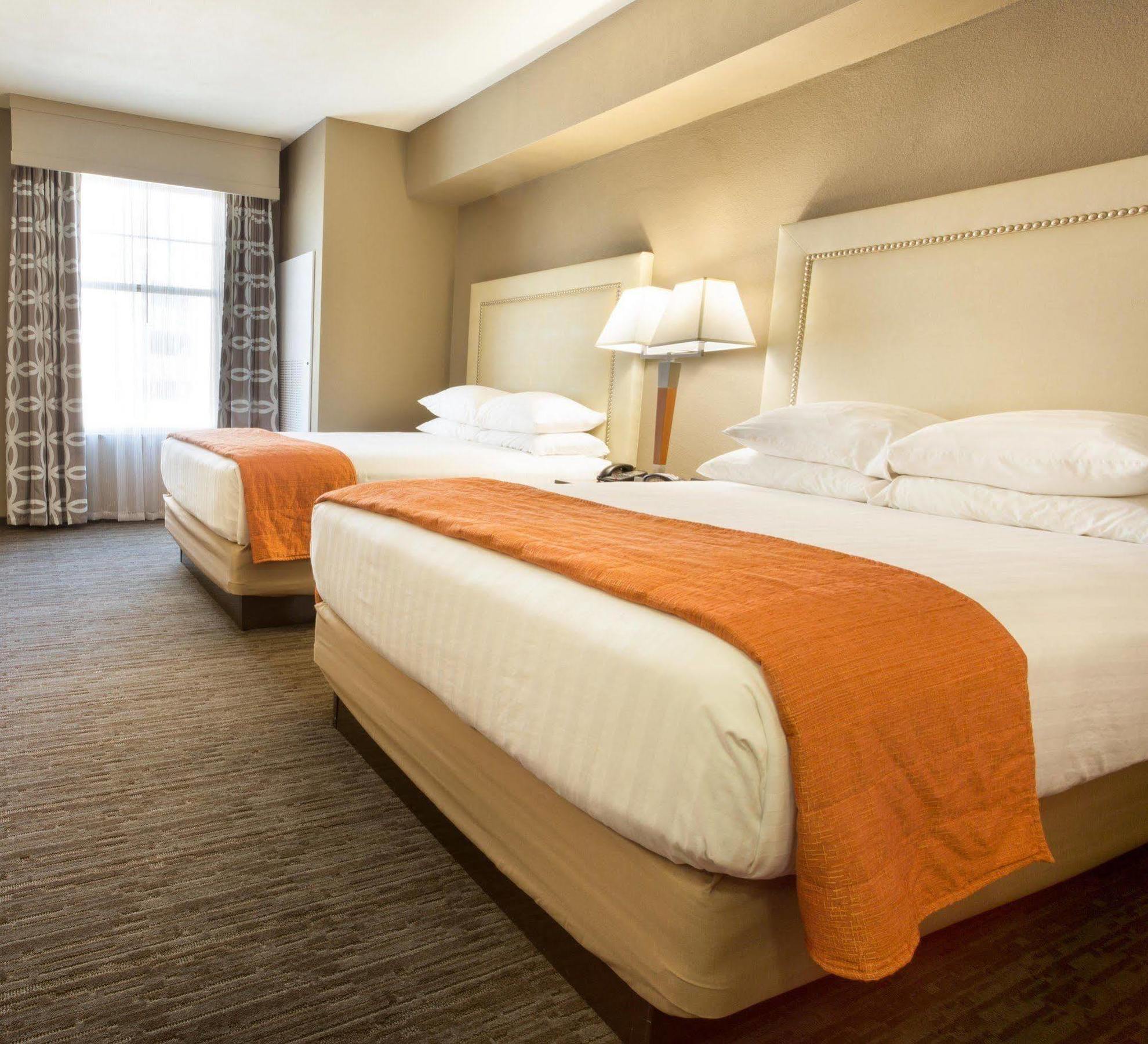 Drury Inn & Suites San Antonio North Stone Oak Dış mekan fotoğraf